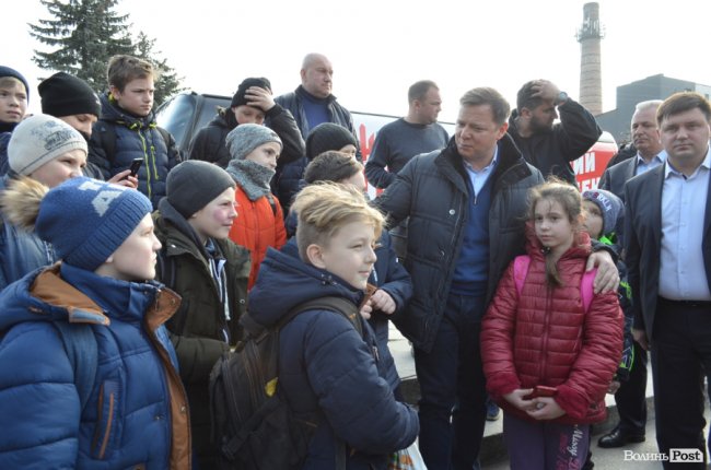 «Чому сьогодні мало корів у селі? Бо багато свиней при владі»: візит Олега Ляшка на Волинь