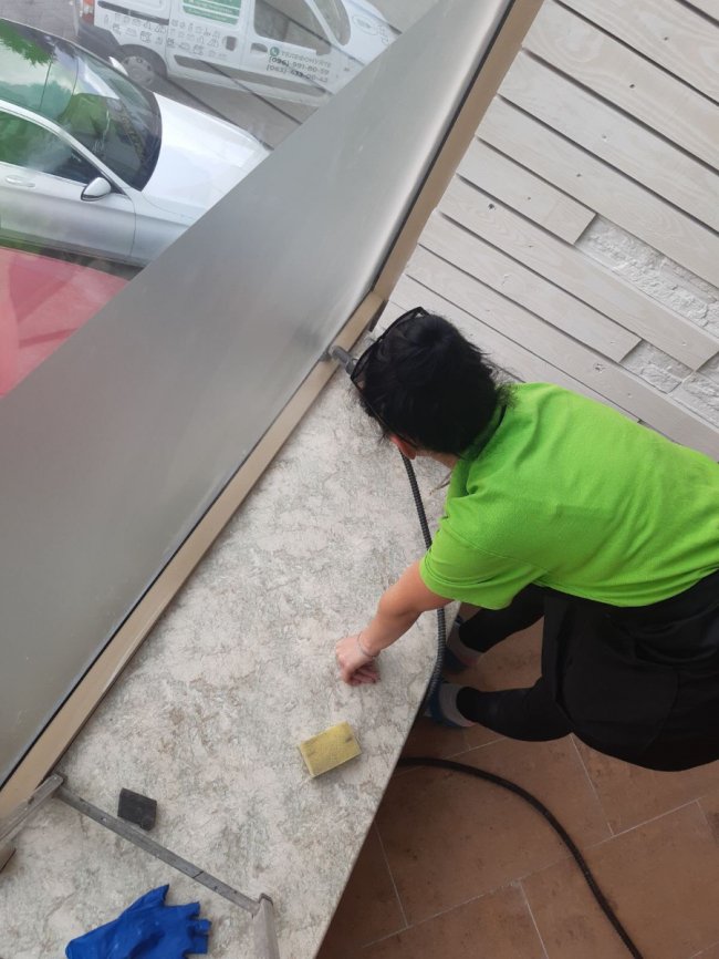 Якісно, швидко та безпечно: волинська компанія «CLEAN Service» надає повний спектр клінінгових послуг*