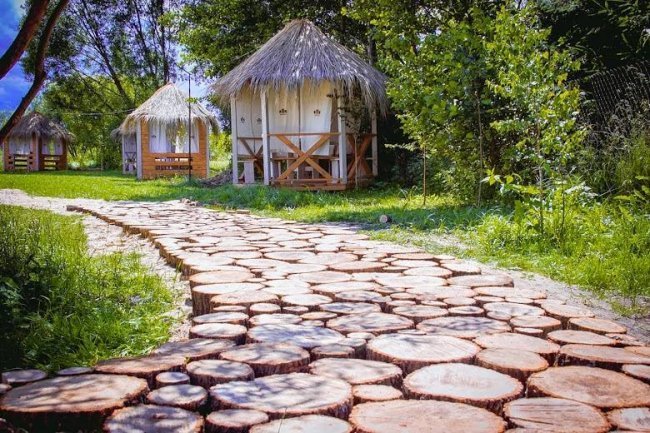 «Nester-House» - гостинний маєток на Світязі*