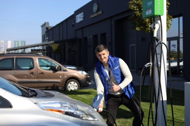 Бути лідером – їздити на електрокарі: чому волинянам варто пересісти на «зелений» автомобіль*