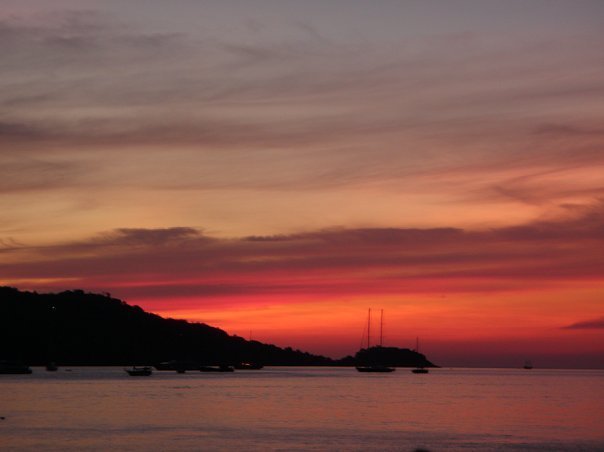 «Нотатки мандрівниці» Анни Басманової-Тріль: Я сумую за ресторанами на 63-му поверсі, де місто - на долоні