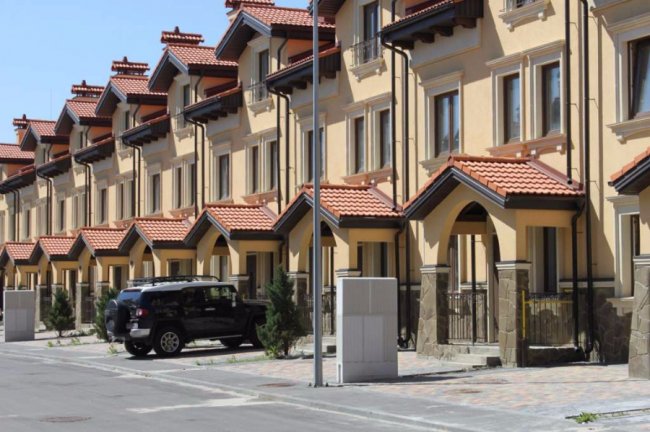 Таунхаси в Києві