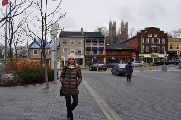 «Нотатки мандрівниці» Марії Мовшук: студенти в піжамі, «забиті» холодильники та українці в Канаді