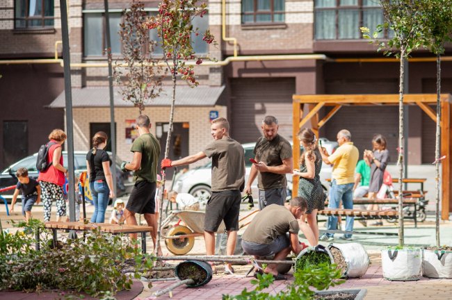 Відчуй себе як вдома: «Атлант» втілив перший унікальний проєкт ландшафтного дизайну* 