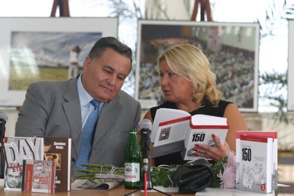 Абетка головного редактора газети «День» Лариси Івшиної