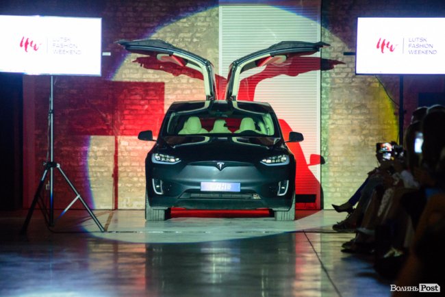 Бренди, нові обличчя і «танці» від Tesla: яким був Lutsk Fashion Weekend*