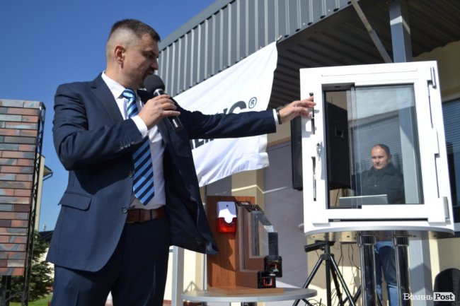 WINTERA влаштувала віконний розгром у Луцьку: як це було. ФОТО*