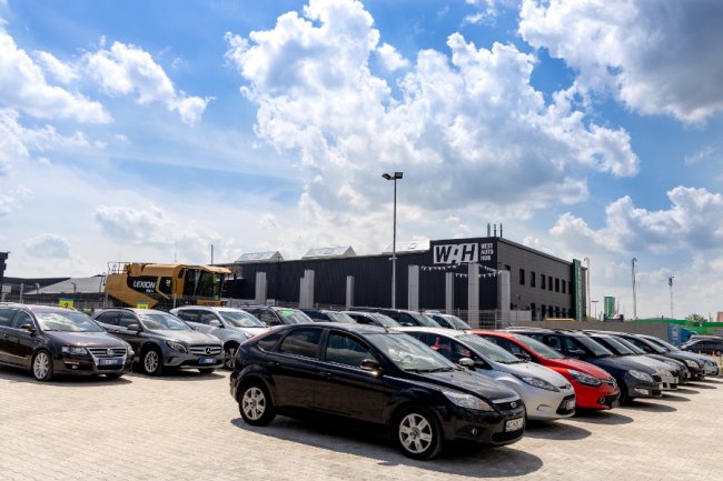 Зручна і сучасна форма авторинку: як діє унікальний для Волині майданчик продажу машин*