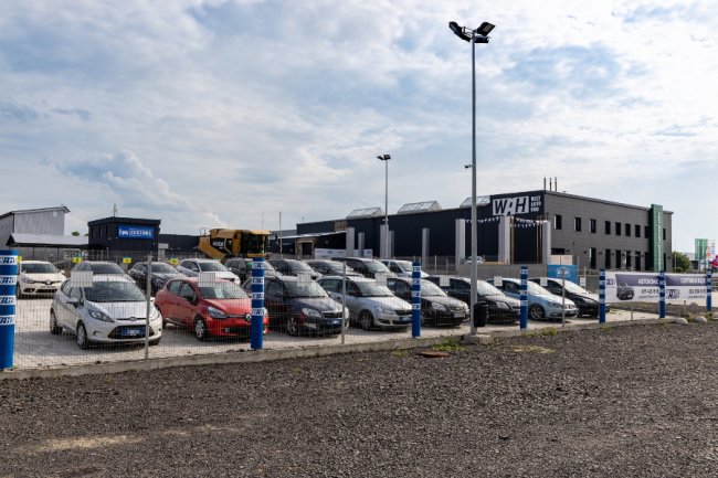 Зручна і сучасна форма авторинку: як діє унікальний для Волині майданчик продажу машин*