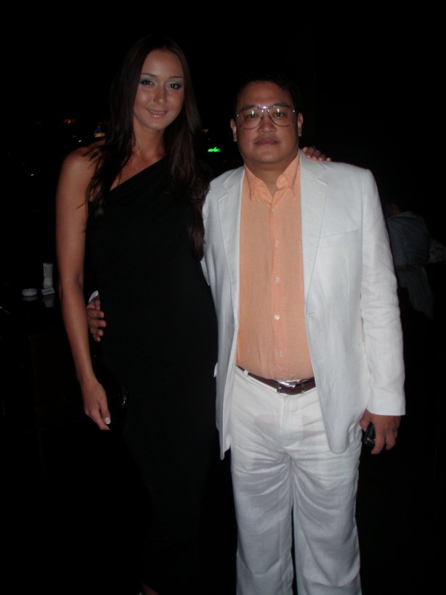 «Нотатки мандрівниці» Анни Басманової-Тріль: Я сумую за ресторанами на 63-му поверсі, де місто - на долоні