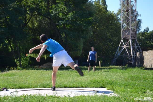 Після служби – до ядер та забігів: як луцький патрульний став Нескореним