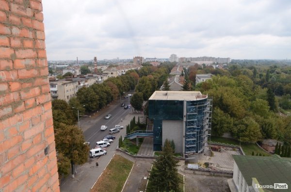 Хто хоче квартиру із чудовим виглядом з вікна?