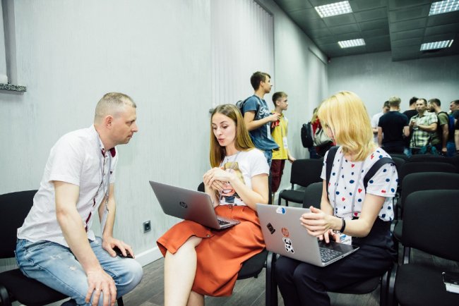 Захід Astound TechTalks зібрав більше півсотні ІТ-спеціалістів Луцька*