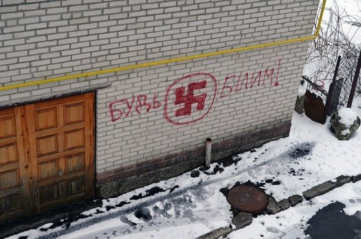 Деградуємо?