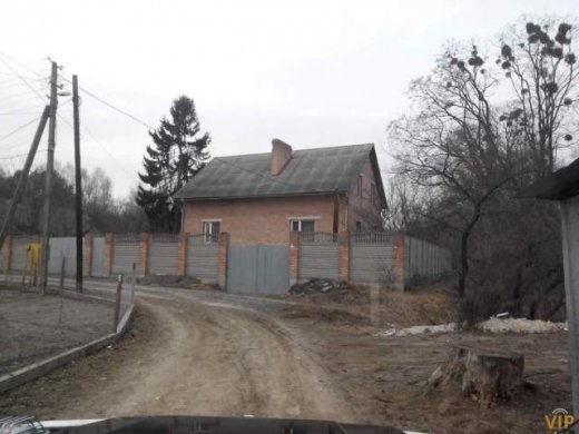 Коли видно біля парку, а не видно коло носа, або Причини вибіркової сліпоти «захисників» громади Луцька