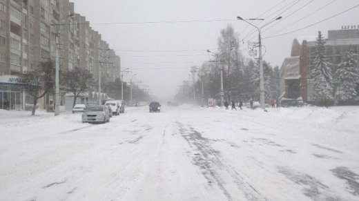 Сніжний Луцьк у неділю, або мій робочий день