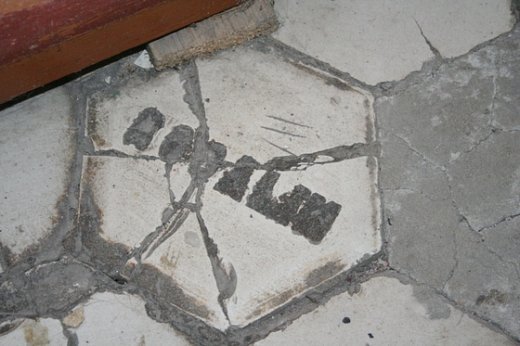 Старі луцькі під'їзди