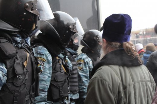 Чому всі дороги ведуть до Києва