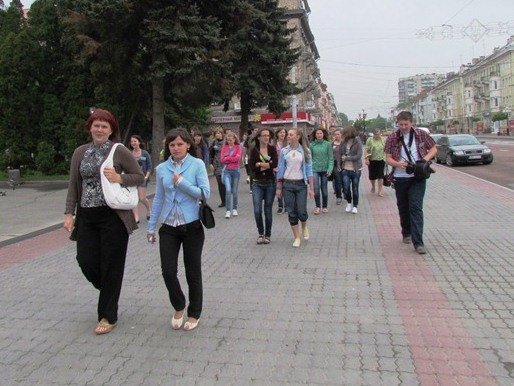 Стежками фестивалю