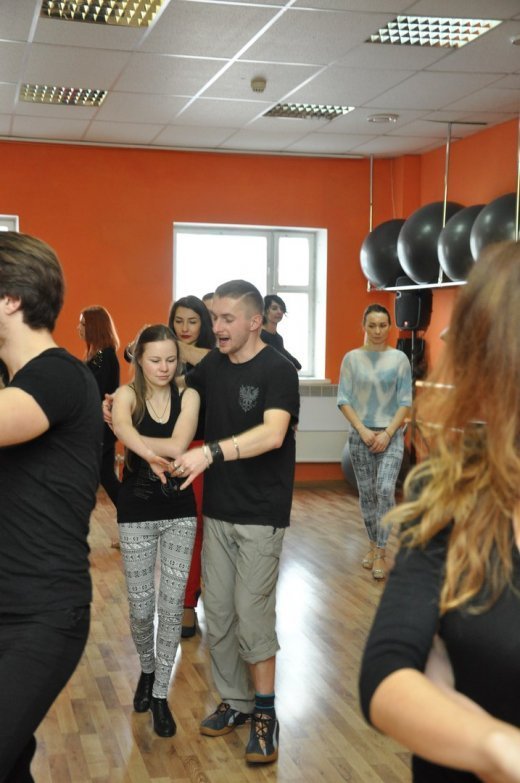 Щоб хороший настрій мати – сальсу треба танцювати!!! Або «Вогняна та запальна сальса»