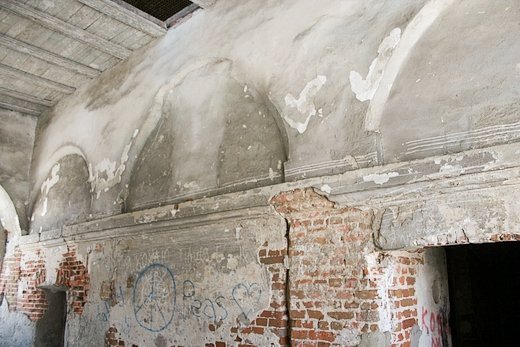 Блиск і вбогість любешівського бароко