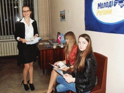 Кому вигідна громадська приймальня у стінах університету?