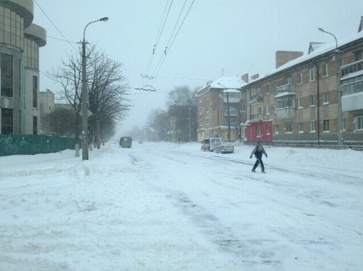 Сніжний Луцьк у неділю, або мій робочий день