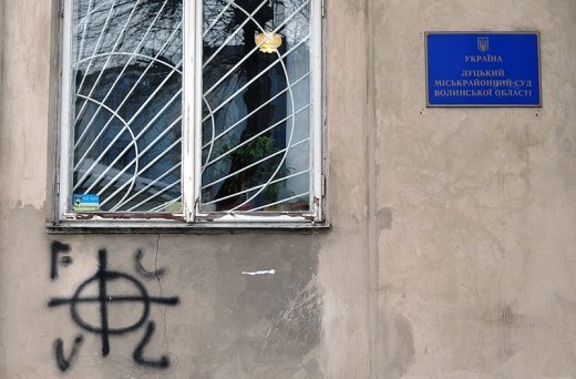 Деградуємо?