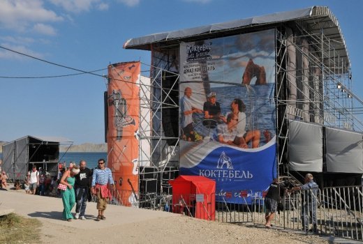 Гайда у Коктебель – на море вина і джазу!