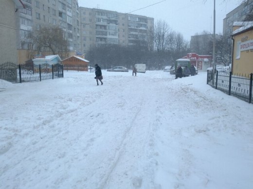 Сніжний Луцьк у неділю, або мій робочий день