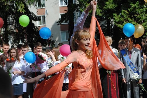 Відзвонив шкільний дзвінок, відзвонив...