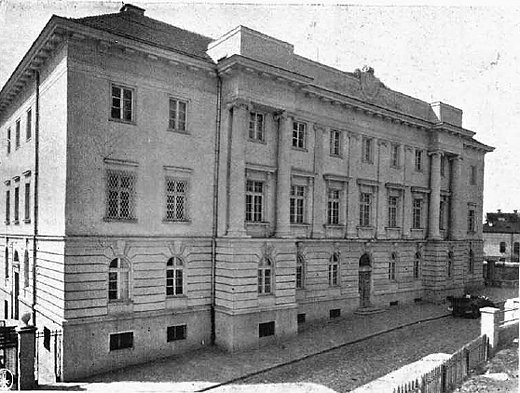 Таємниці Банку Польського в Луцьку