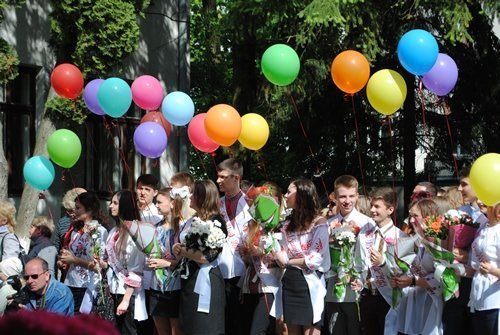 Відзвонив шкільний дзвінок, відзвонив...