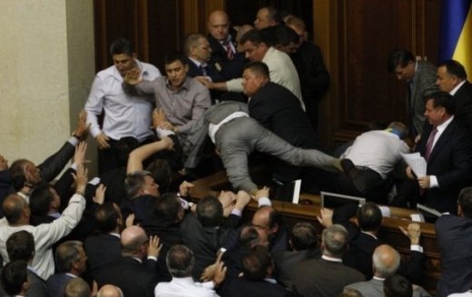 "Кастет", що розбив голову бютівцю у парламенті - це волинський регіонал Горбатюк?