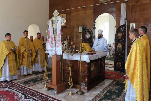 Православні Ратного відсвяткували храмове свято з митрополитом