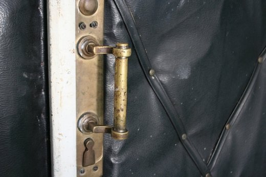 Старі луцькі під'їзди