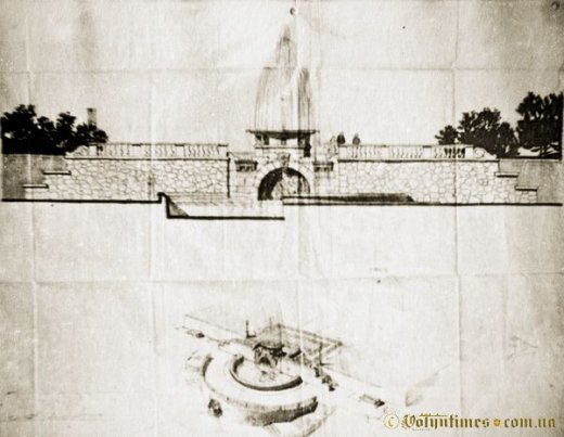 Архітектурний ансамбль в центрі Луцька