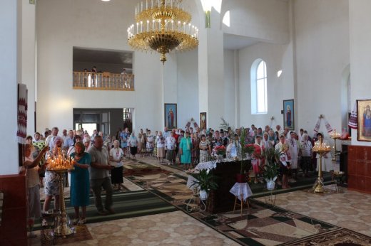 Православні Ратного відсвяткували храмове свято з митрополитом