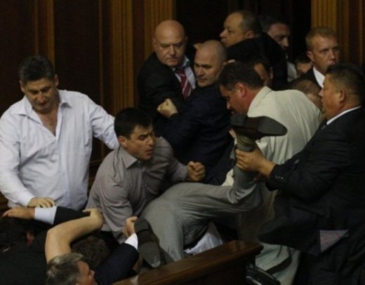 "Кастет", що розбив голову бютівцю у парламенті - це волинський регіонал Горбатюк?