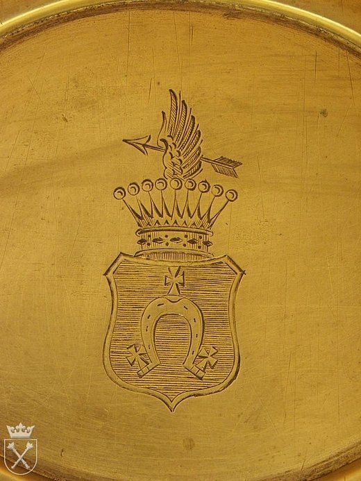 Таємниці гербових натяків луцького костелу 