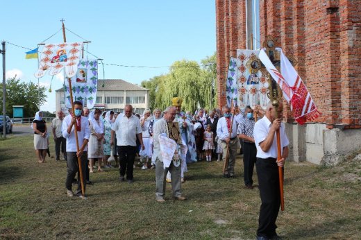 ХРАМУ СВЯТОГО ПРОРОКА ІЛЛІ У РАТНОМУ  - 455 РОКІВ !     