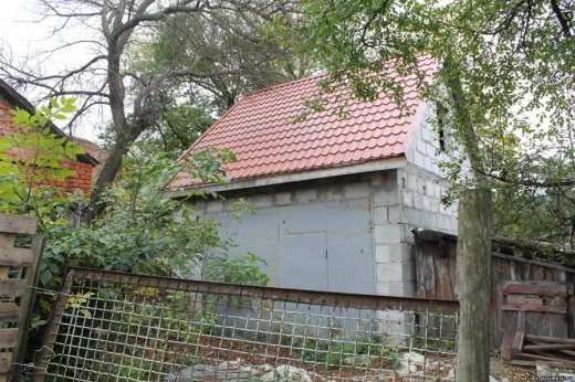 Може, вже досить брати хабарі?