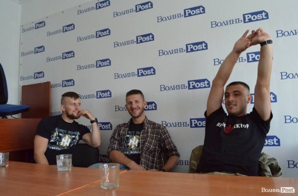 Чат з Павлом Данильчуком та побратимами