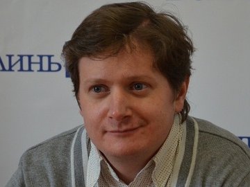 Чат з Євгеном Сморигіним