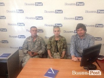 Начальник т.в.о. штабу ДУК Правий сектор «Волинь» Ольга (Мавка), Микола (Дерун)