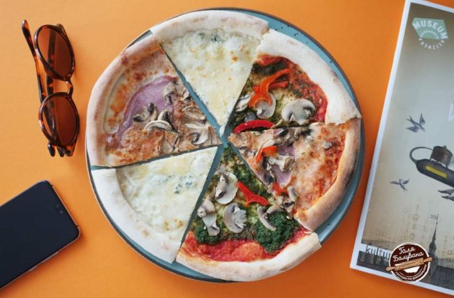 Заморожена піца – це зручно, дешево та смачно*