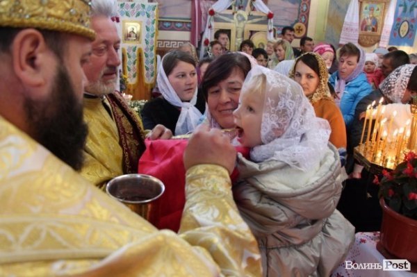 На Волині освятили триповерхову дзвіницю. ФОТО.ВІДЕО