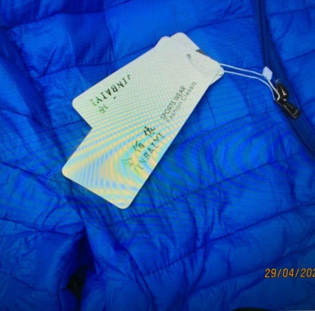 Через волинську митницю намагалися провезти незадекларований одяг на понад 1,5 мільйона гривень