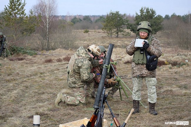 На Волині воїни ТрО тренуються палити групові та одиночні цілі противника. ФОТО