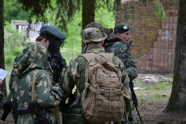 Не наша війна, - страйкбол під Луцьком. ФОТО